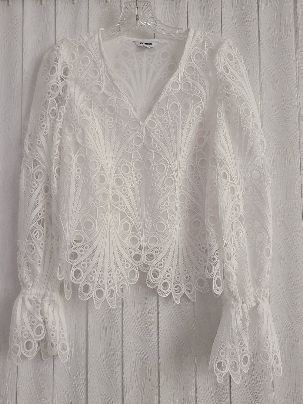 Express XS White Lace Semi Sheer Lightweight Cottage Boho Beach Romantic Blouse